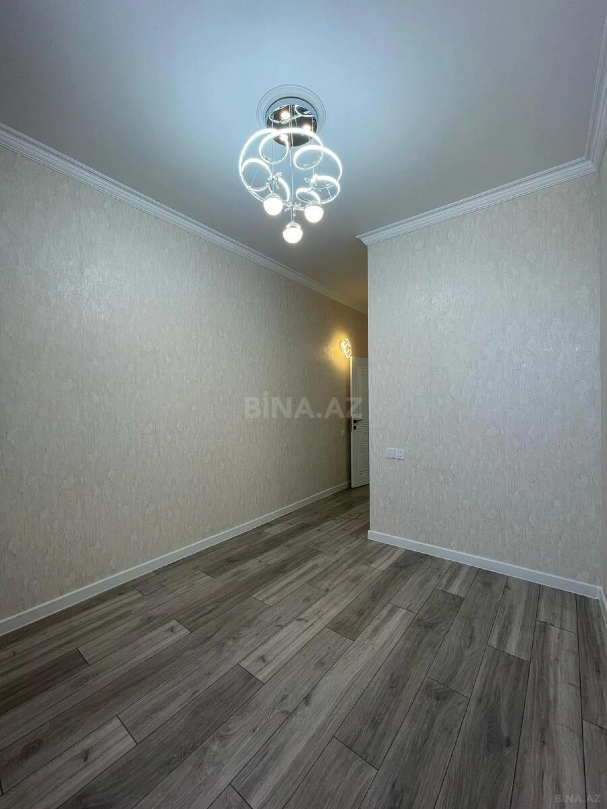 Satılır 3 otaqlı mənzil 86 m²