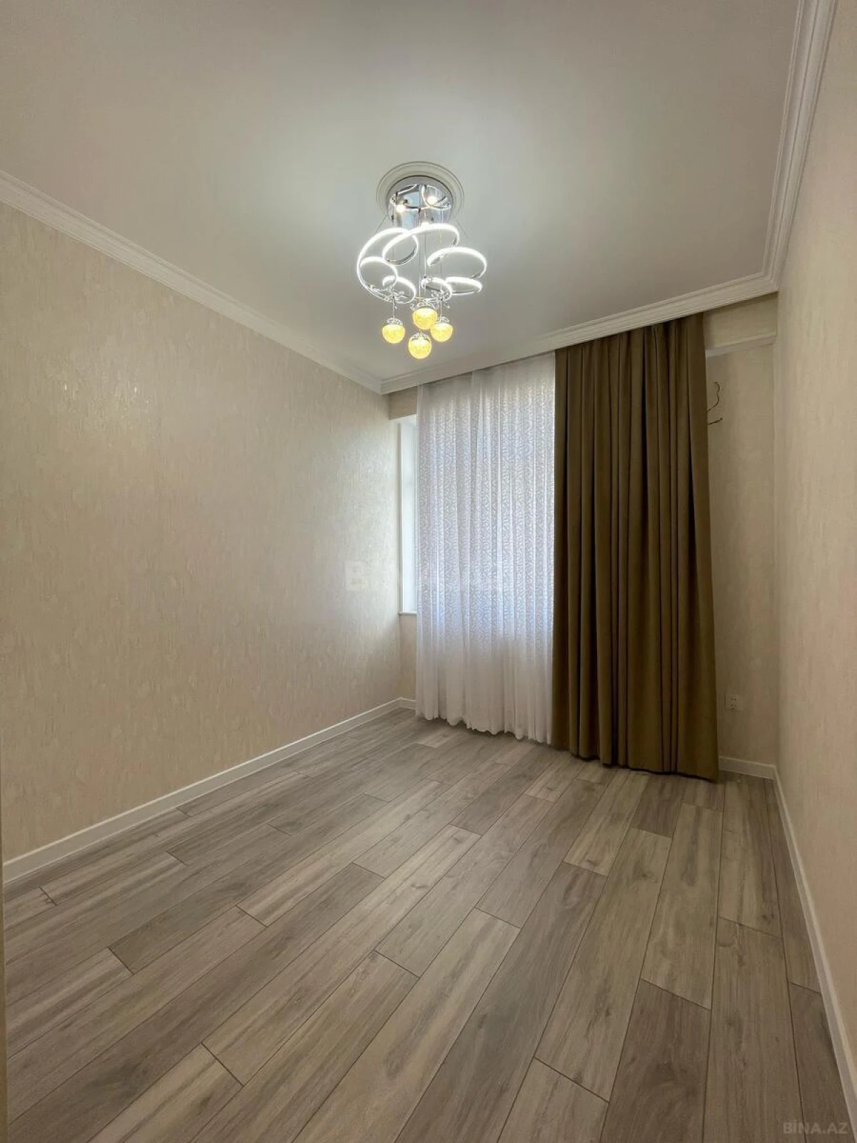 Satılır 3 otaqlı mənzil 86 m²