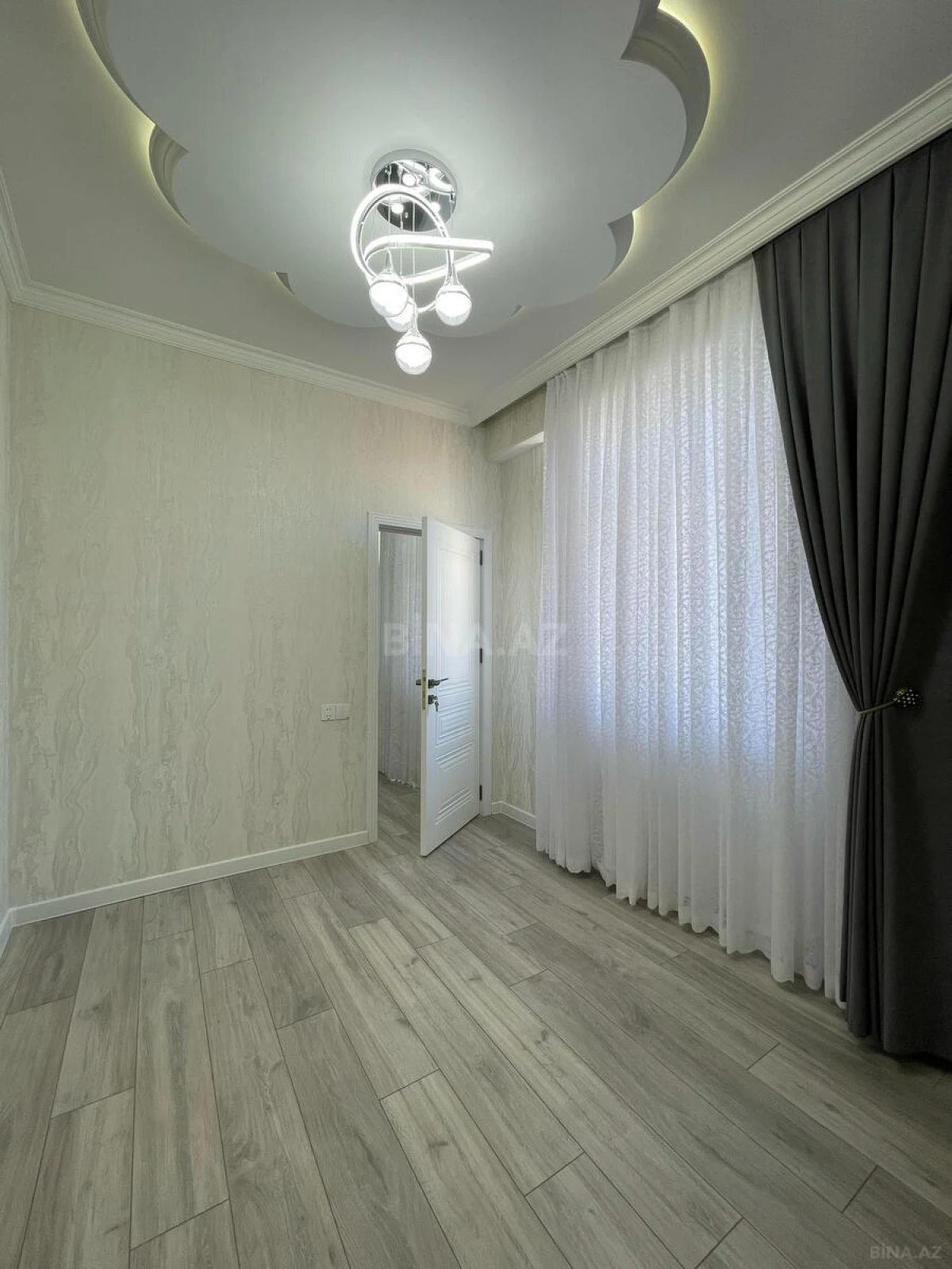 Satılır 3 otaqlı mənzil 86 m²