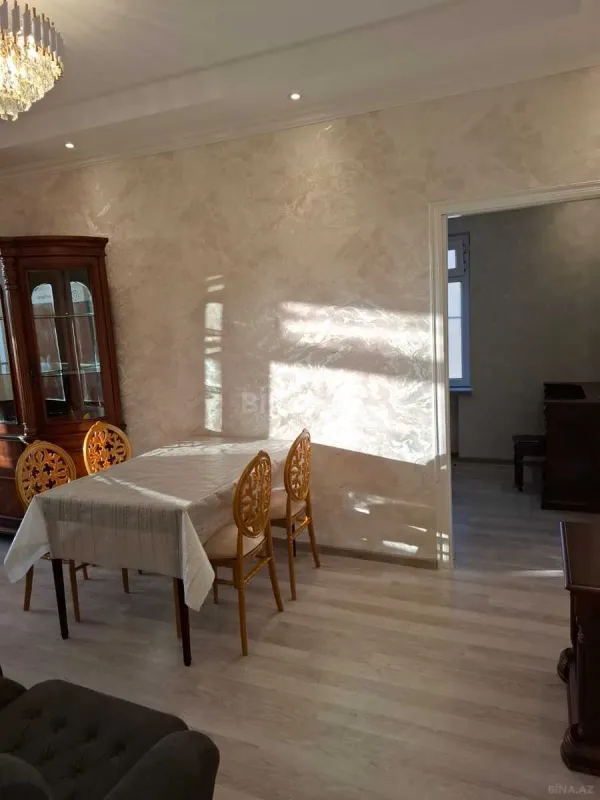 Kirayə verilir 2 otaqlı mənzil 50 m²