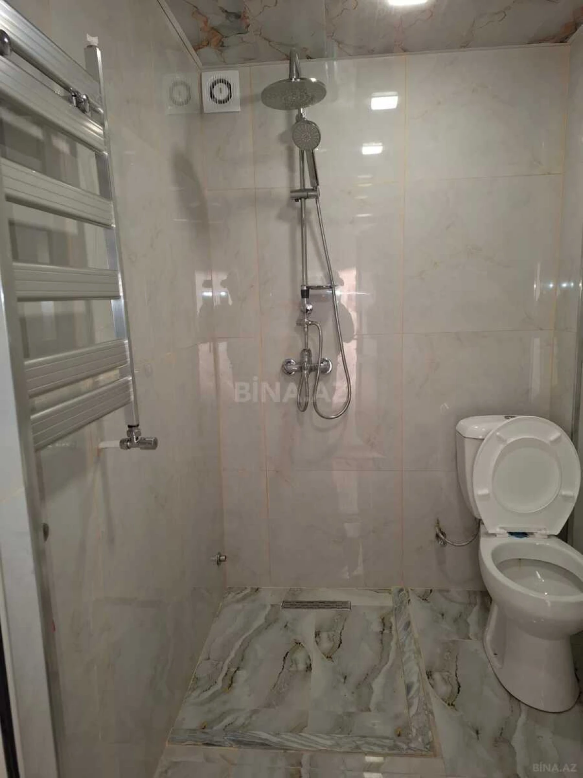 Kirayə verilir 2 otaqlı mənzil 50 m²