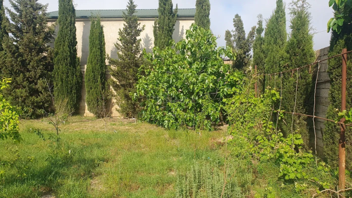 Kirayə verilir 6 otaqlı həyət evi 150 m²
