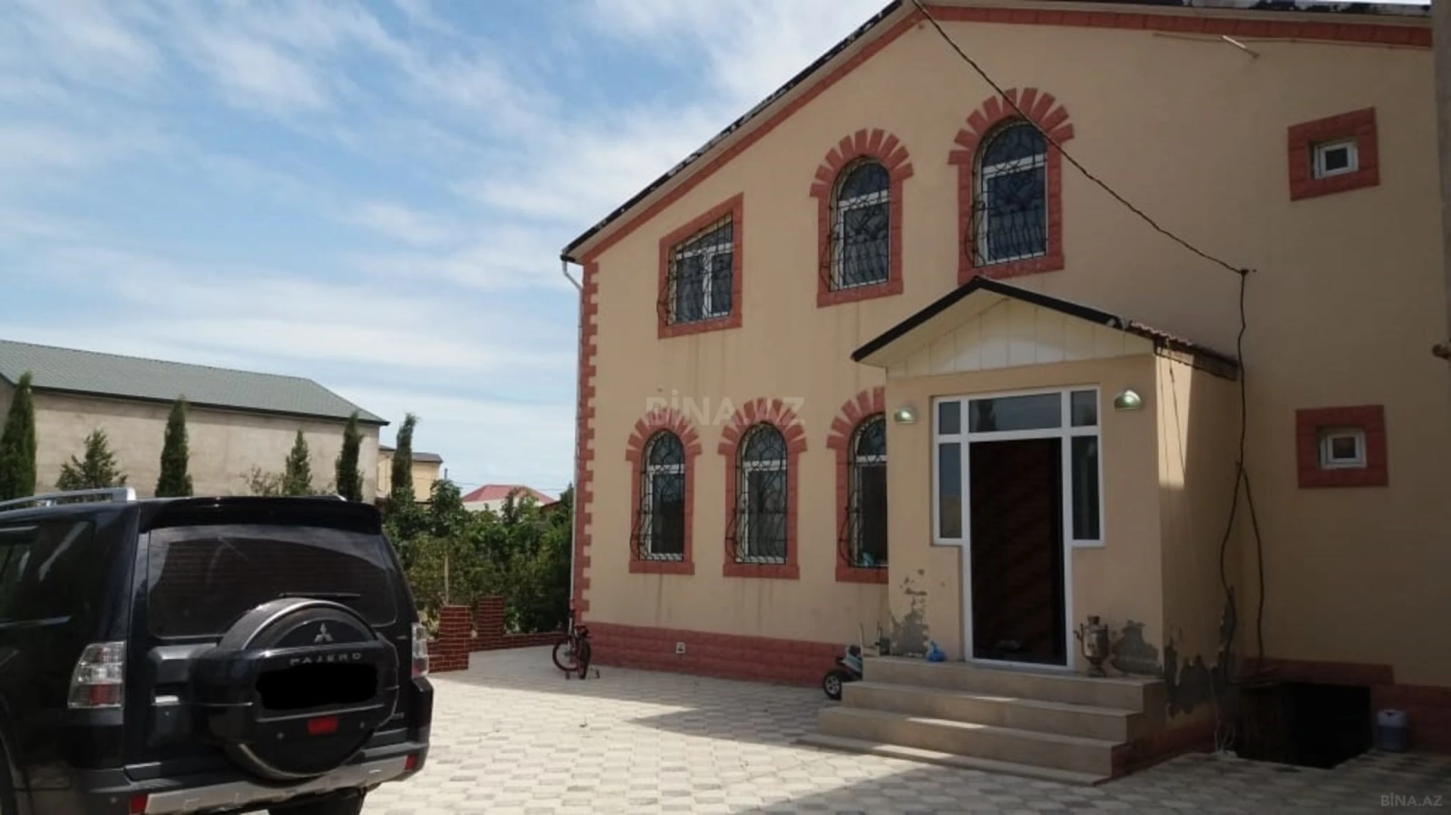 Kirayə verilir 6 otaqlı həyət evi 150 m²