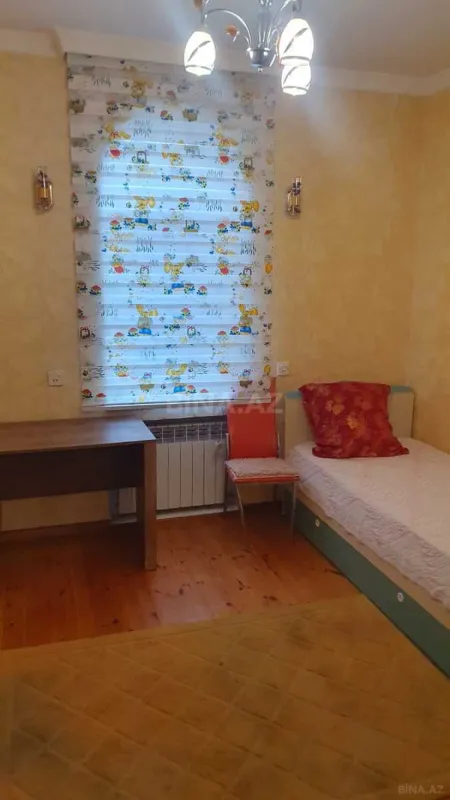 Kirayə verilir 6 otaqlı həyət evi 150 m²