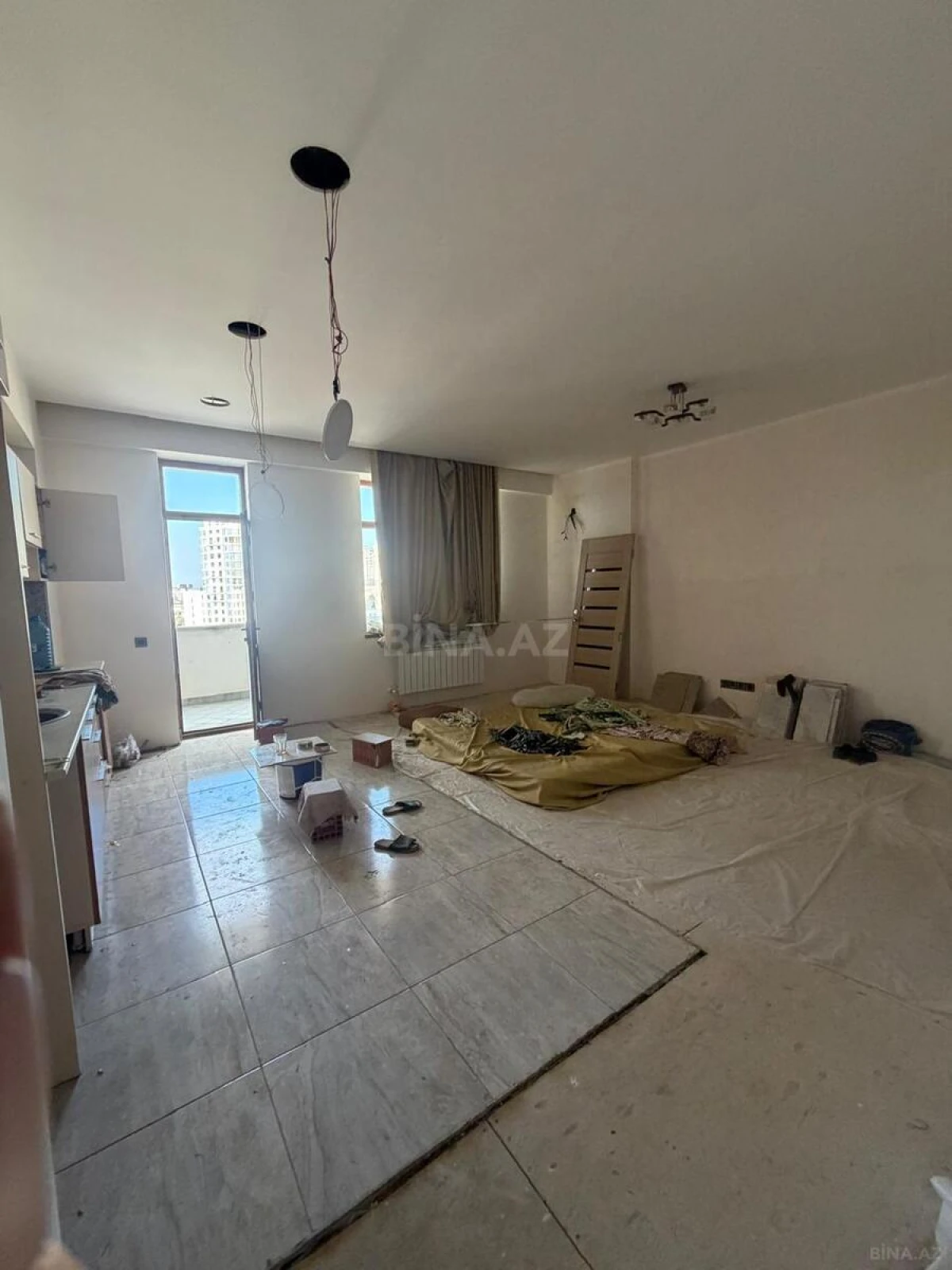 Satılır 3 otaqlı mənzil 103 m²