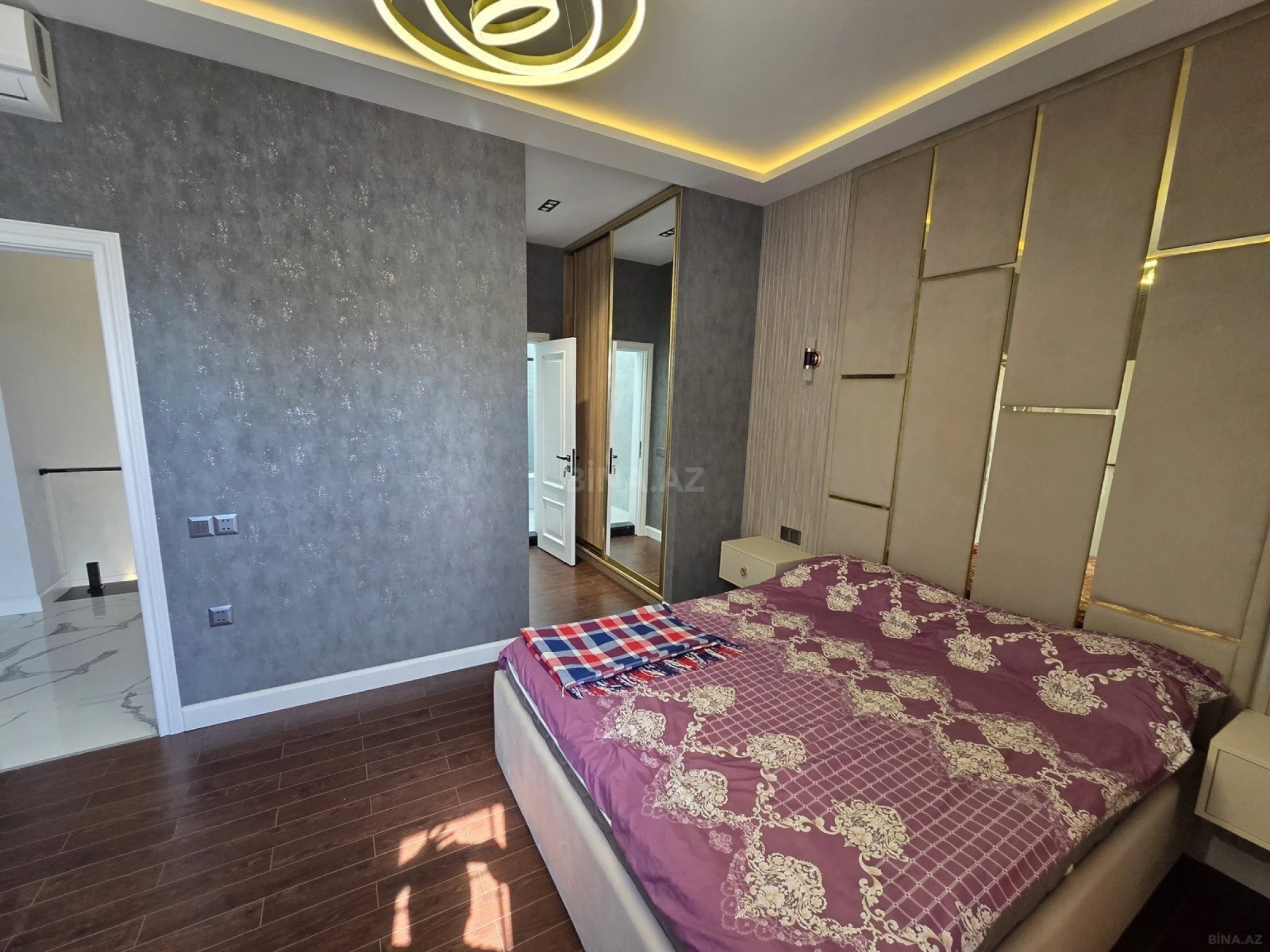 Kirayə verilir 5 otaqlı həyət evi 500 m²