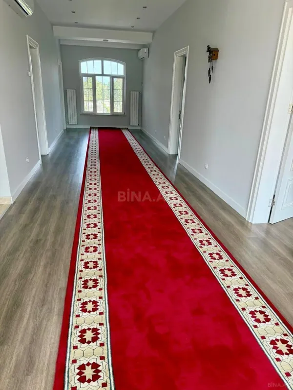 Satılır 7 otaqlı həyət evi 390.7 m²