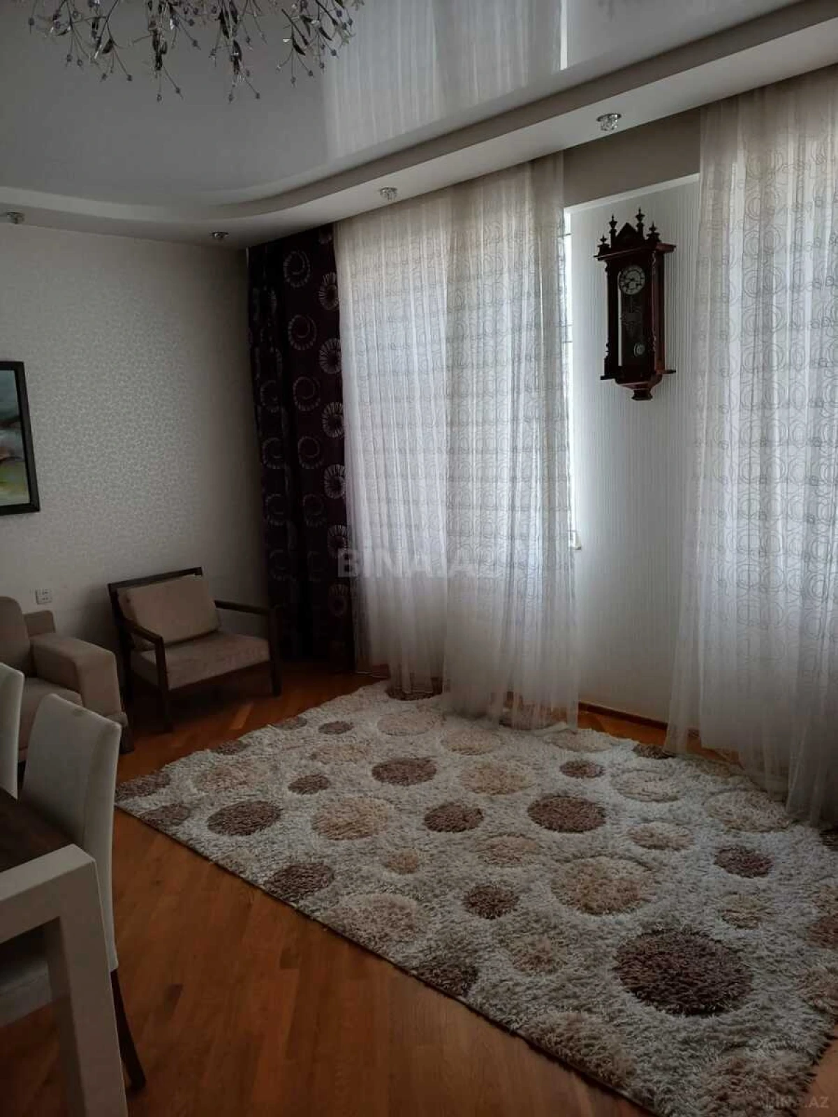 Satılır 3 otaqlı mənzil 117 m²