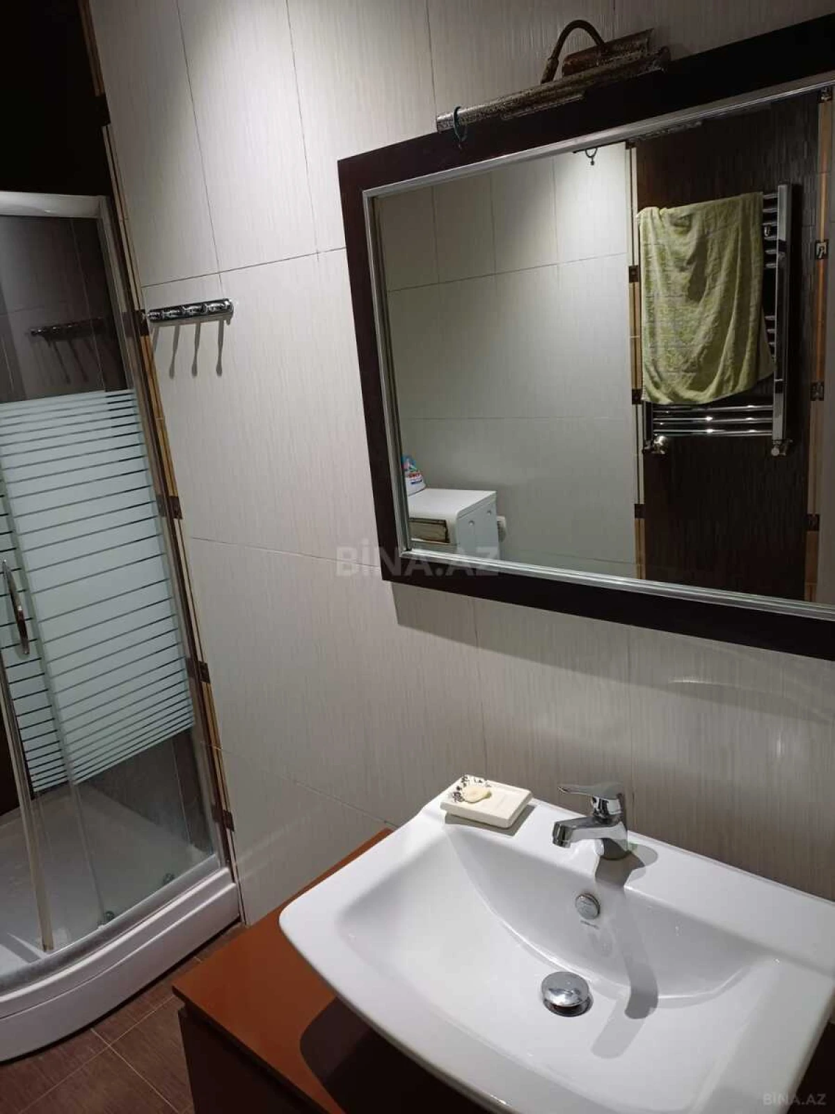 Satılır 3 otaqlı mənzil 117 m²