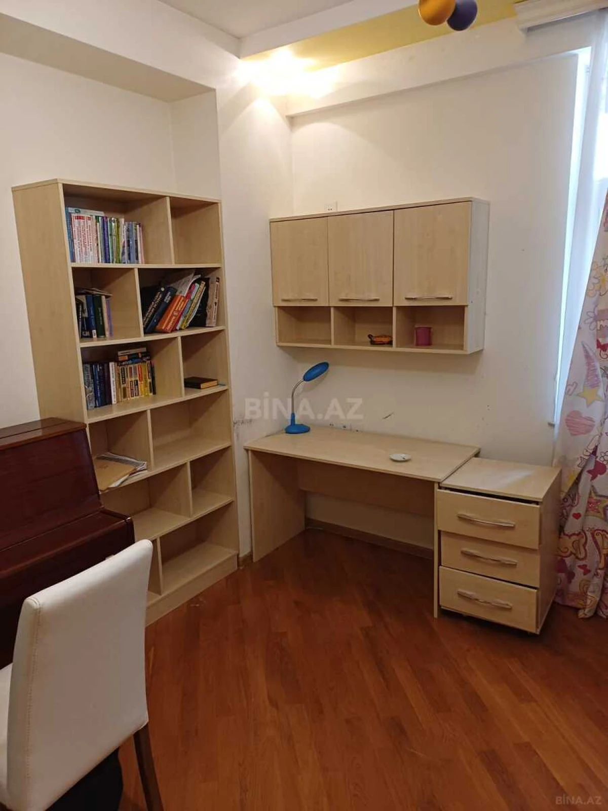 Satılır 3 otaqlı mənzil 117 m²