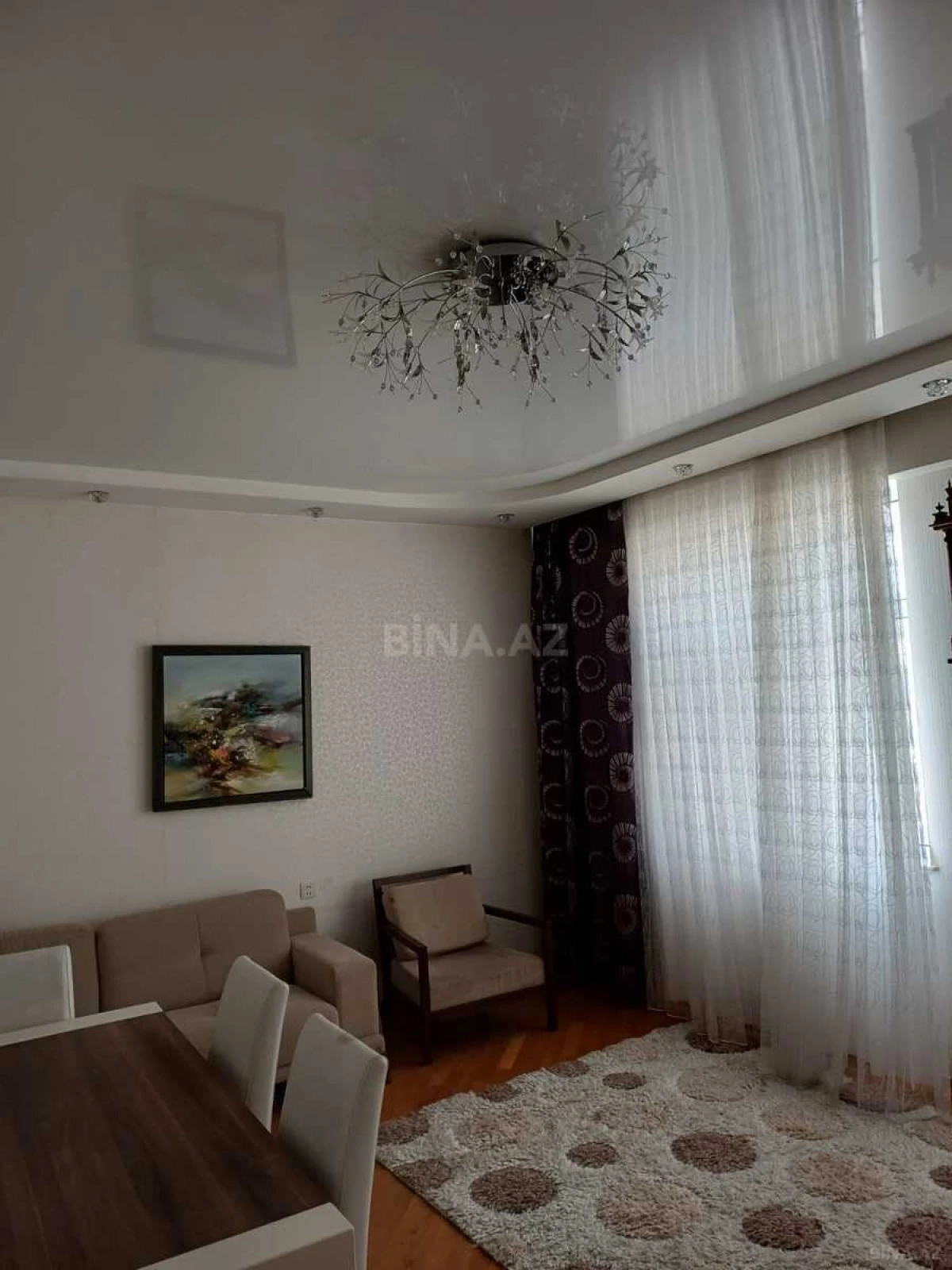 Satılır 3 otaqlı mənzil 117 m²