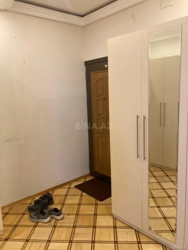 Kirayə verilir 3 otaqlı mənzil 130 m²