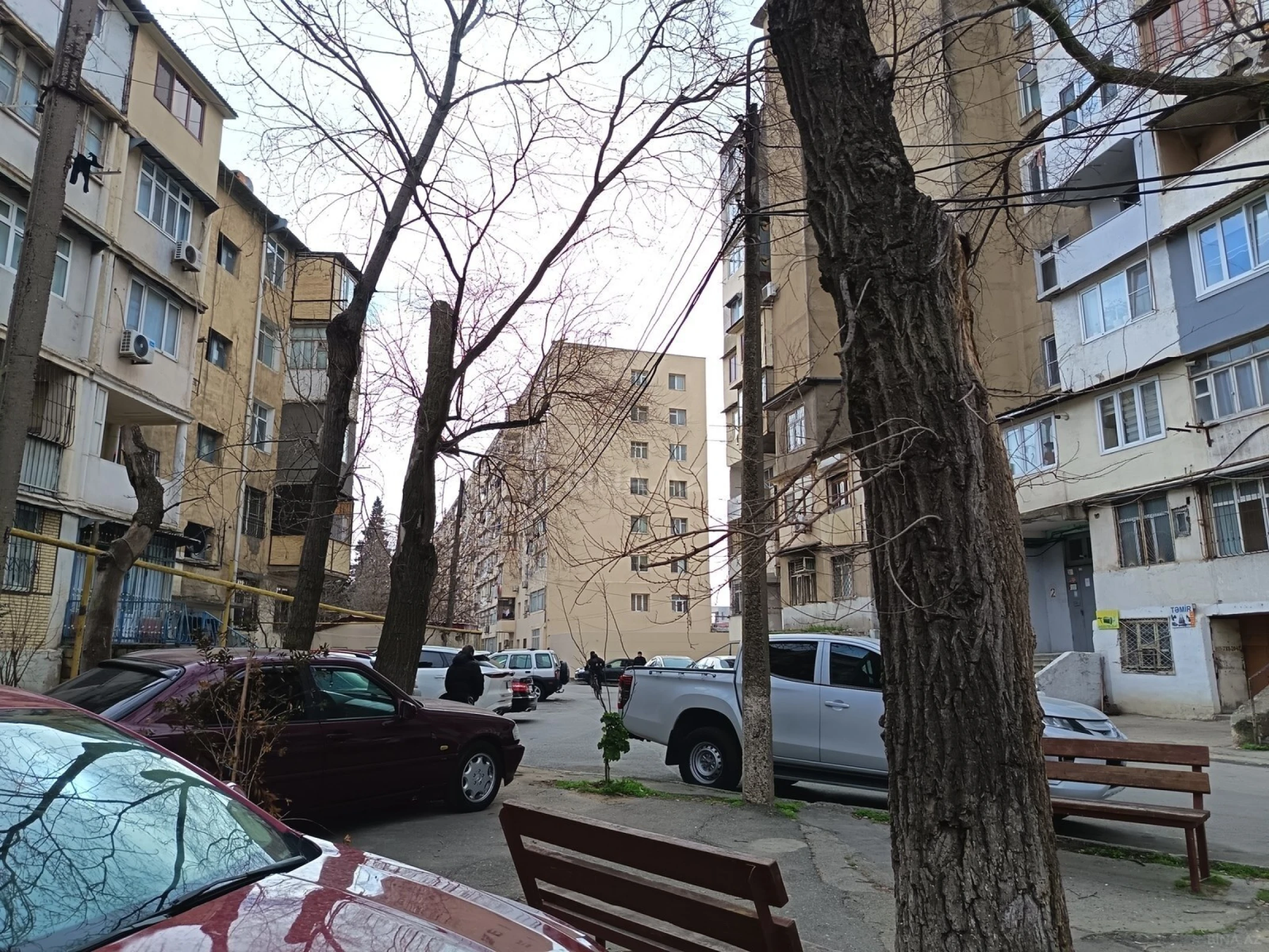 Satılır 3 otaqlı mənzil 70 m²