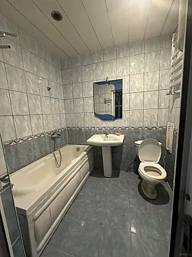 Kirayə verilir 2 otaqlı mənzil 65 m²