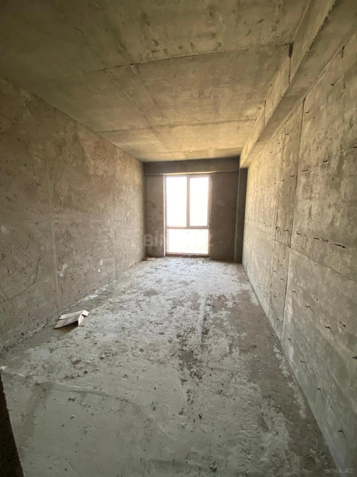 Satılır 2 otaqlı mənzil 97 m²