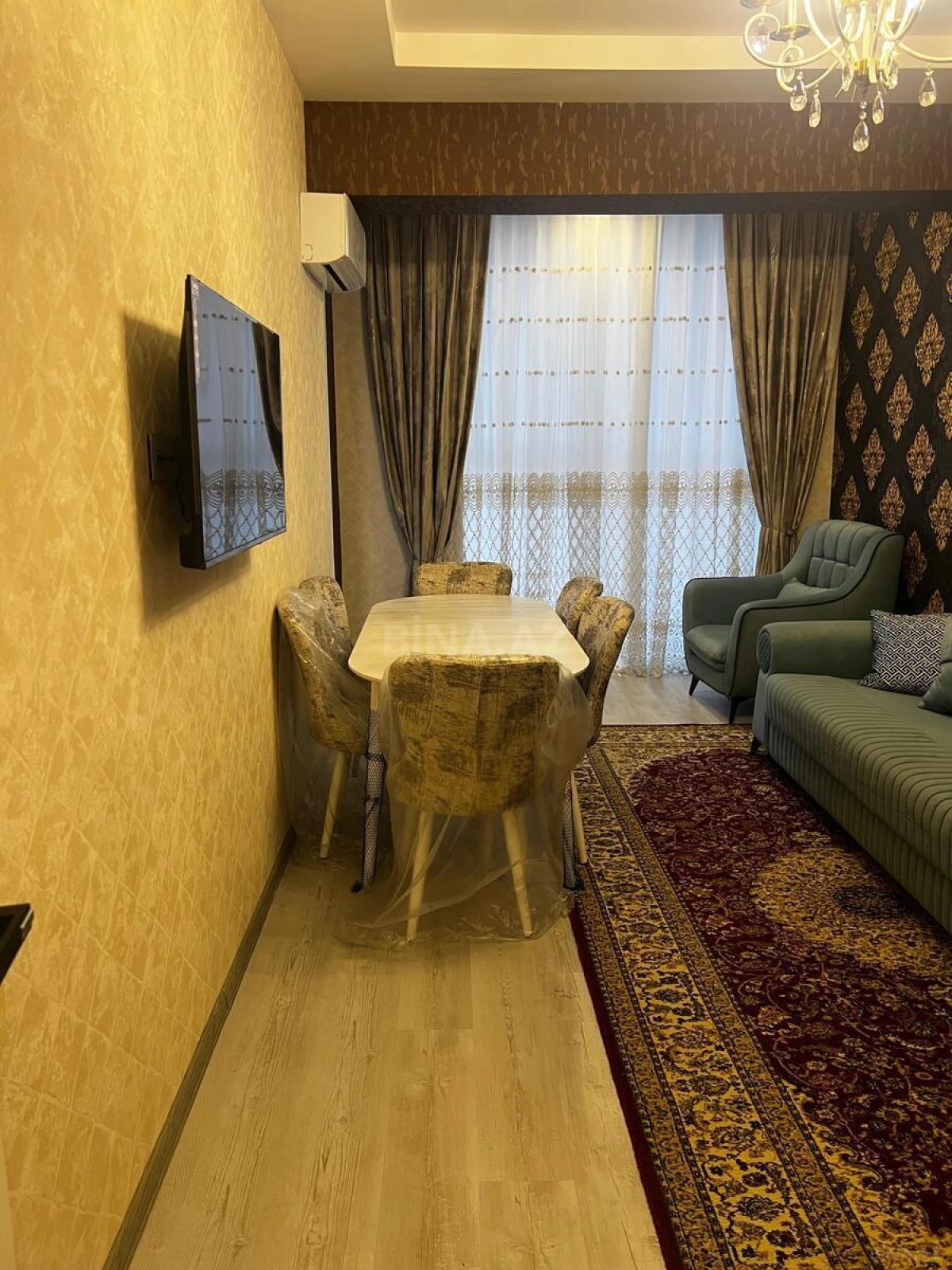 Kirayə verilir 2 otaqlı mənzil 60 m²