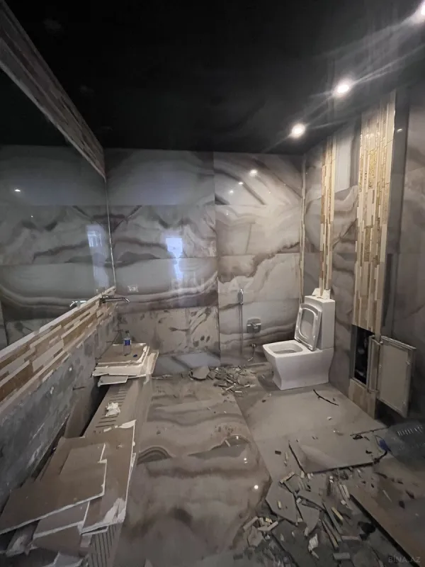 Satılır 4 otaqlı mənzil 254 m²