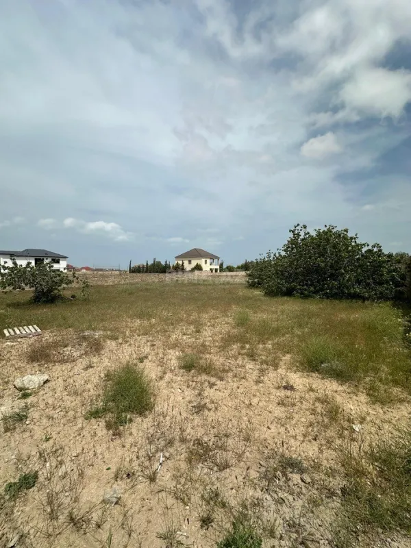 Satılır torpaq sahəsi 10 m²