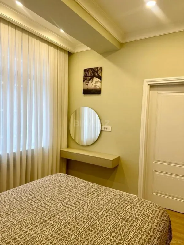 Satılır 2 otaqlı mənzil 69 m²