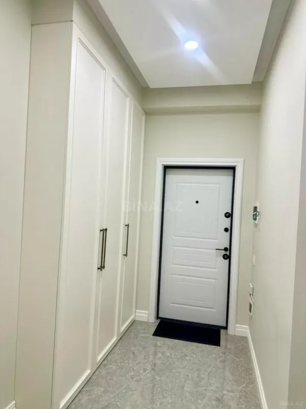 Satılır 2 otaqlı mənzil 69 m²