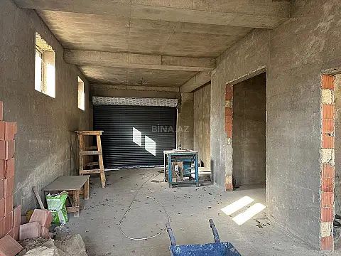 Satılır 6 otaqlı həyət evi 340 m²