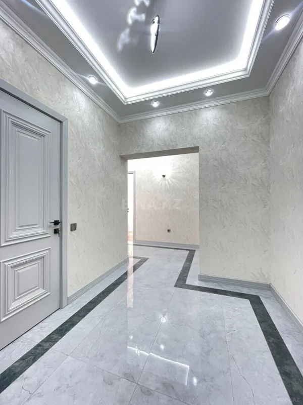 Kirayə verilir 3 otaqlı mənzil 137 m²