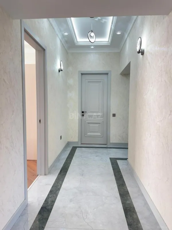 Kirayə verilir 3 otaqlı mənzil 137 m²