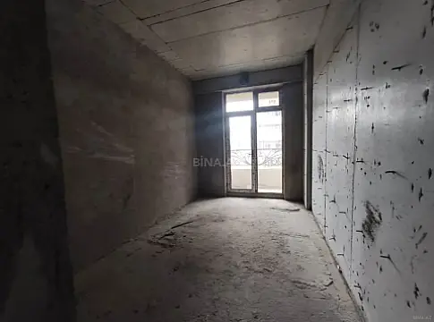 Satılır 3 otaqlı mənzil 125 m²