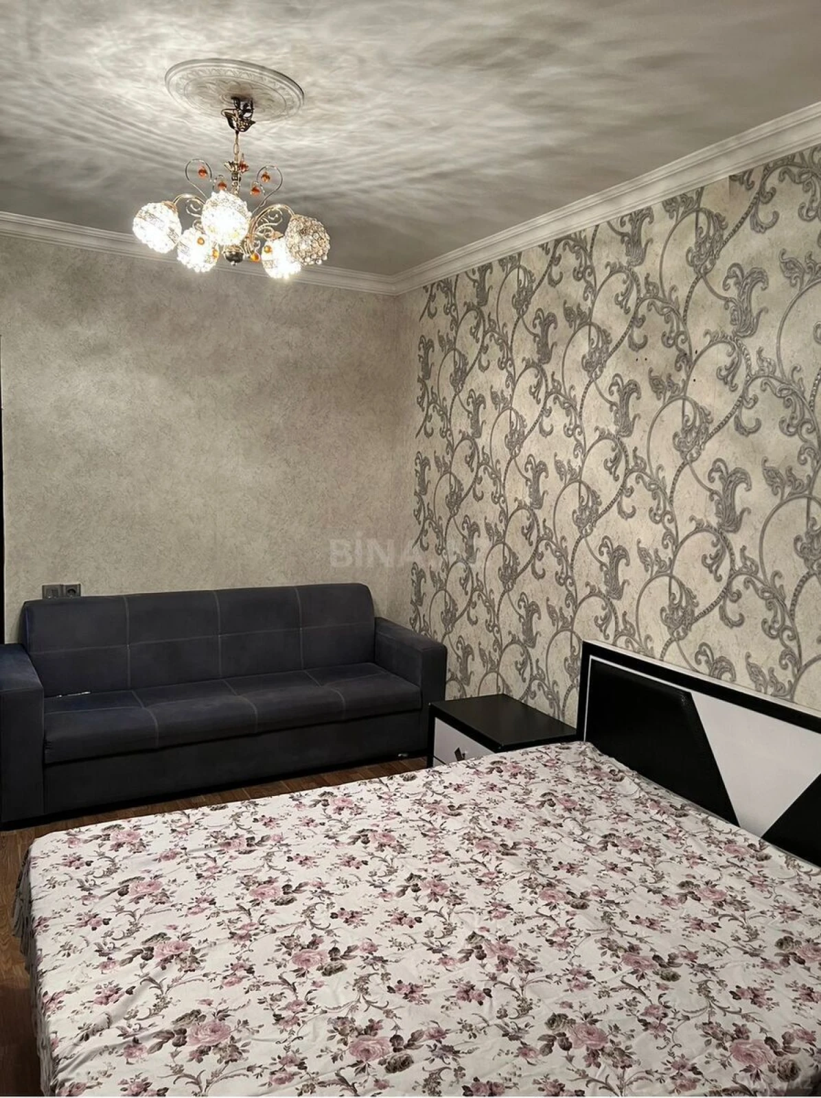 Kirayə verilir 2 otaqlı mənzil 50 m²