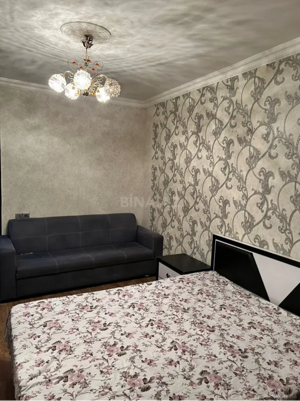 Kirayə verilir 2 otaqlı mənzil 50 m²