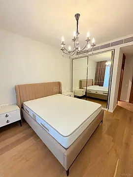 Satılır 2 otaqlı mənzil 78 m²