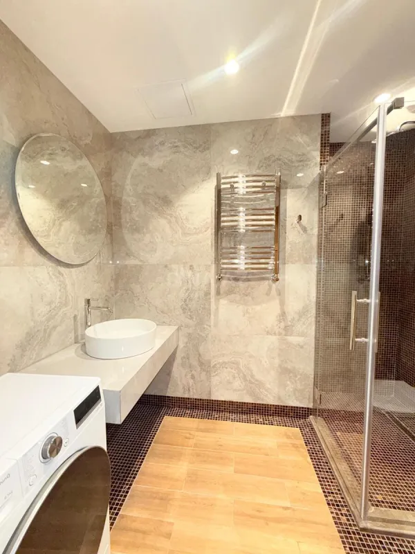 Satılır 2 otaqlı mənzil 78 m²