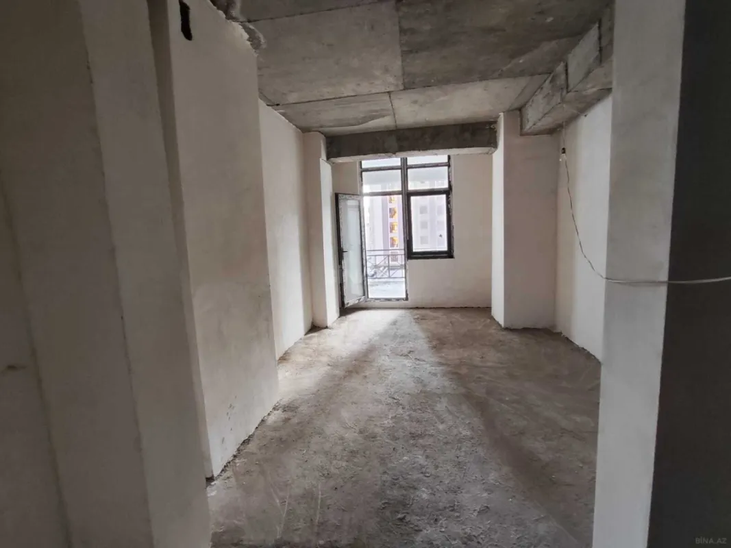 Satılır 3 otaqlı mənzil 118 m²