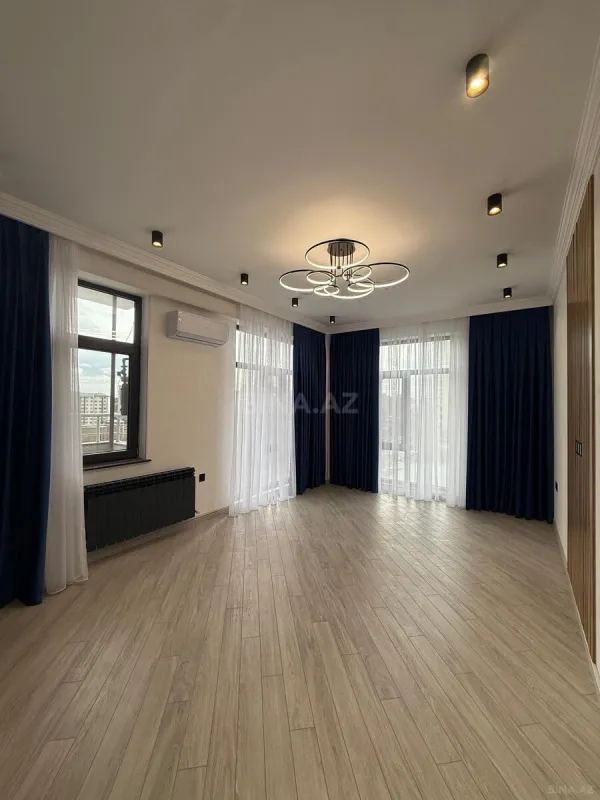 Satılır 3 otaqlı mənzil 85 m²