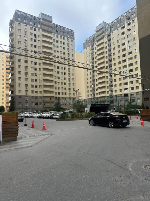 Kirayə verilir 2 otaqlı mənzil 55 m²