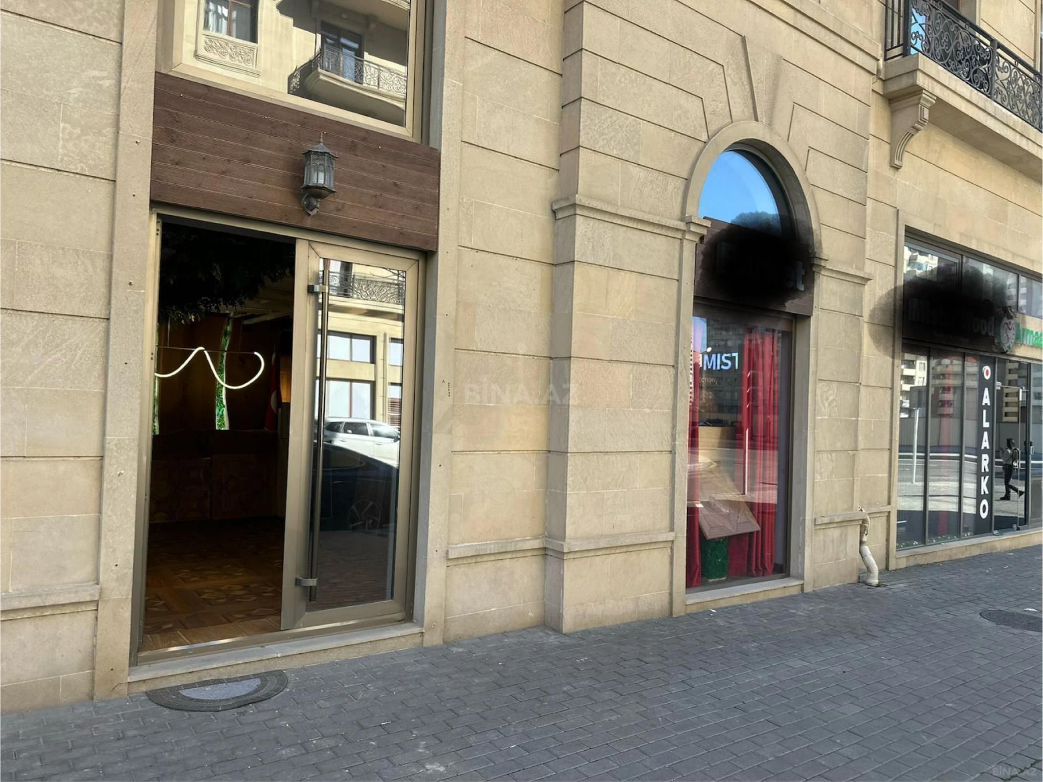 Kirayə verilir obyekt 300 m²