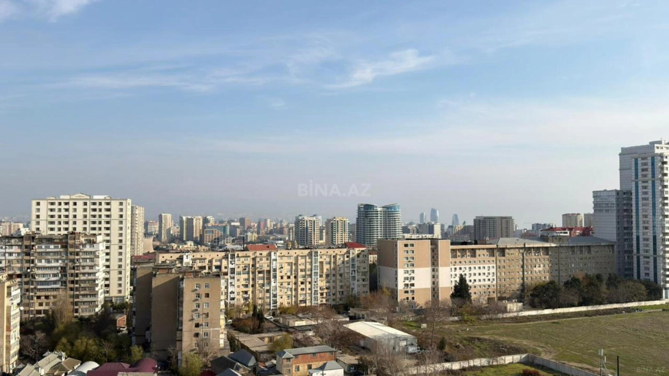 Satılır 4 otaqlı mənzil 124 m²