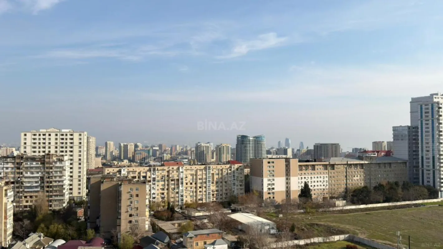 Satılır 4 otaqlı mənzil 124 m²