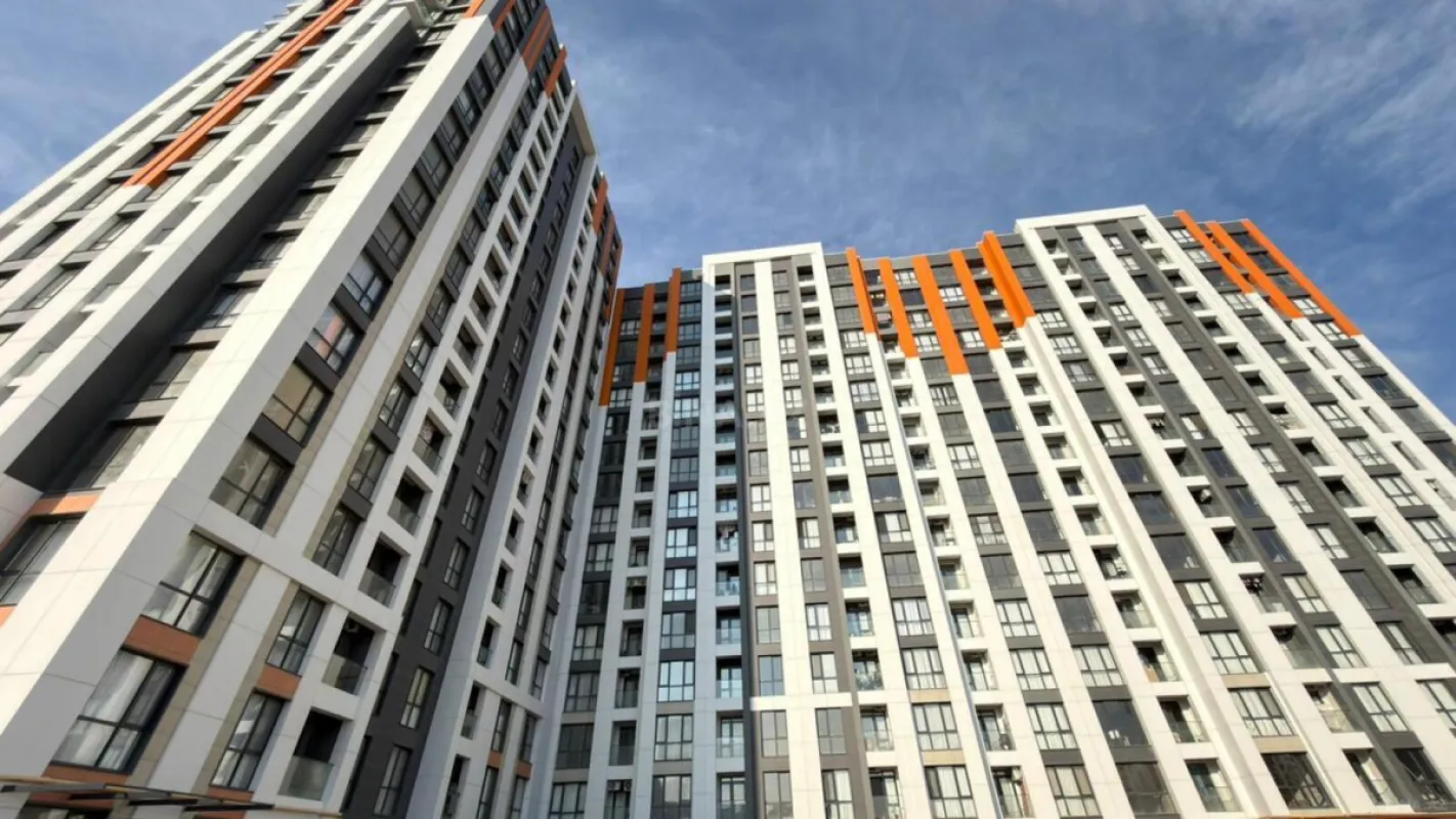 Satılır 4 otaqlı mənzil 124 m²