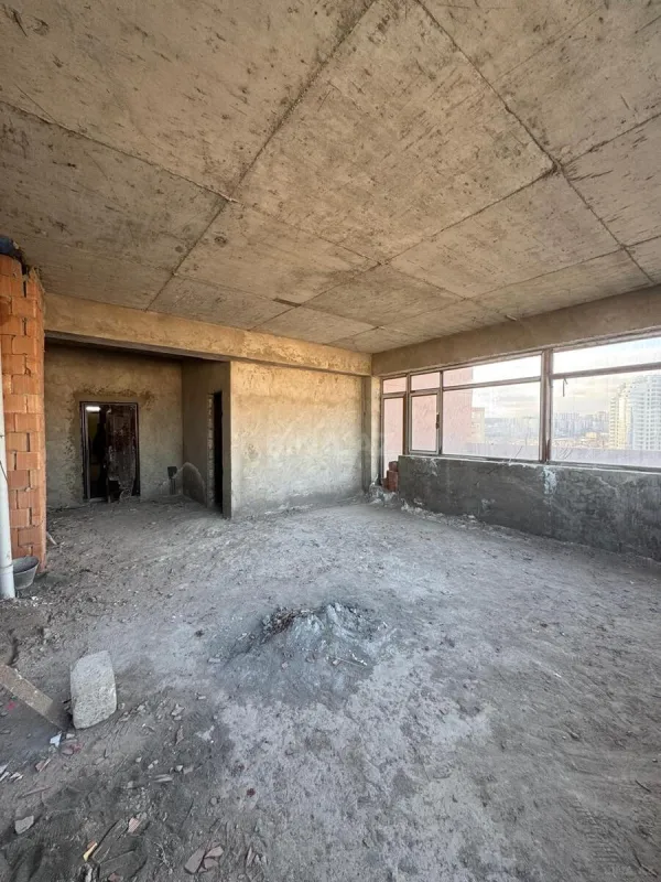 Satılır 2 otaqlı mənzil 120 m²