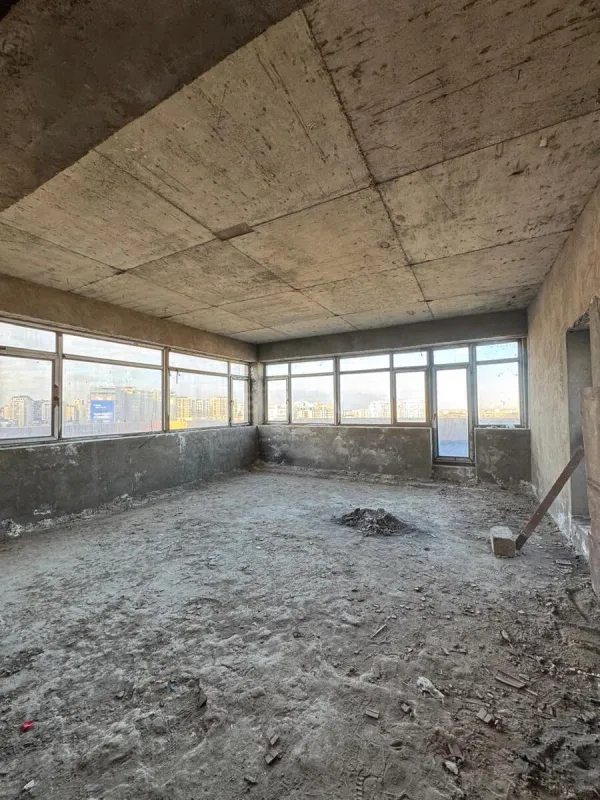 Satılır 2 otaqlı mənzil 120 m²