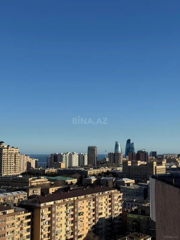 Satılır 2 otaqlı mənzil 120 m²