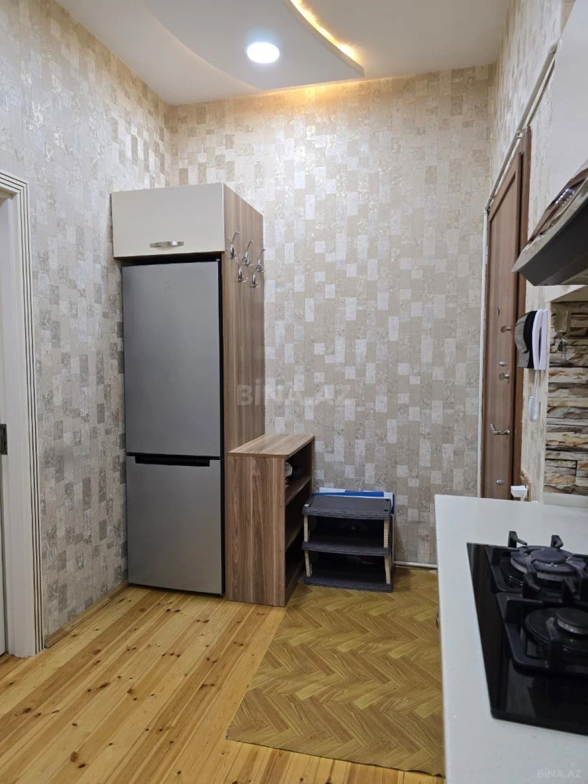 Kirayə verilir 2 otaqlı mənzil 55 m²