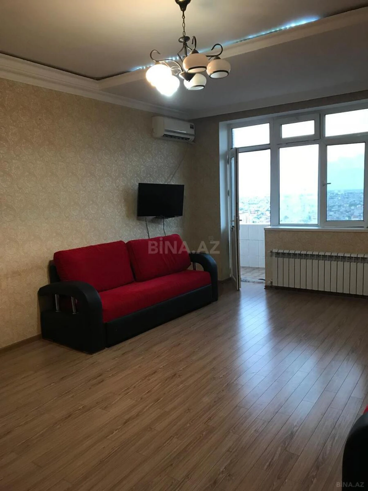 Kirayə verilir 2 otaqlı mənzil 85 m²