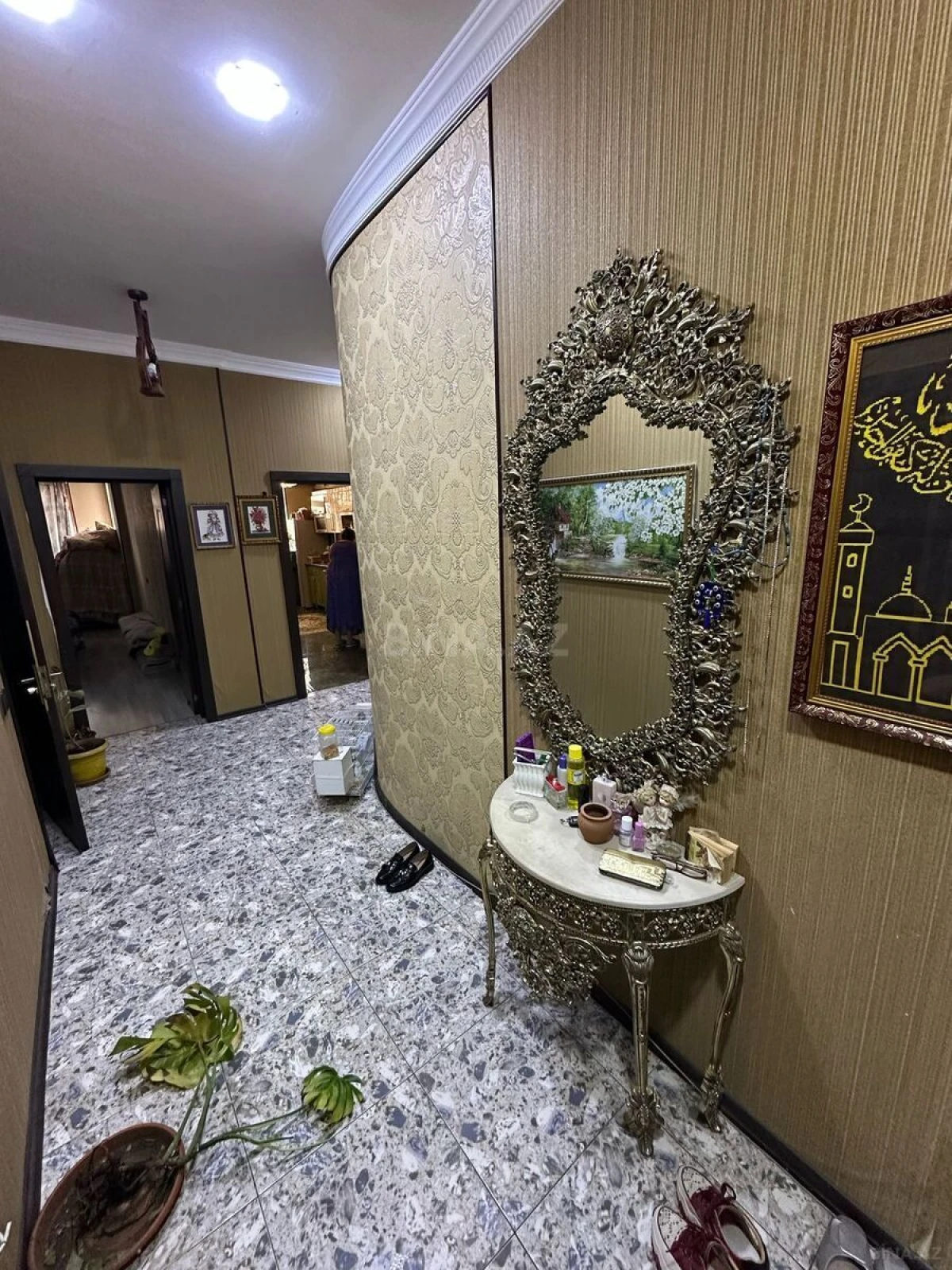 Satılır 3 otaqlı mənzil 130 m²