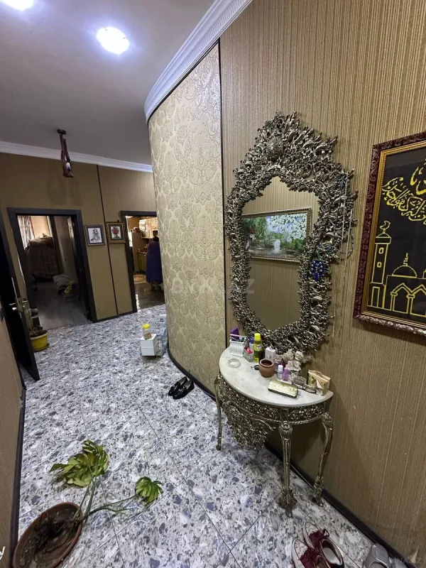 Satılır 3 otaqlı mənzil 130 m²