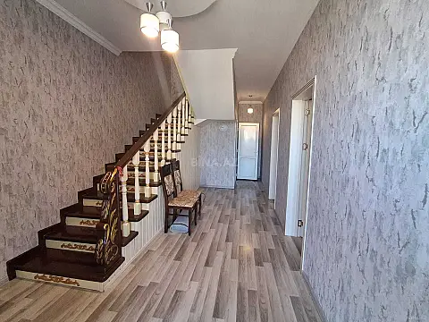 Satılır 4 otaqlı həyət evi 170 m²