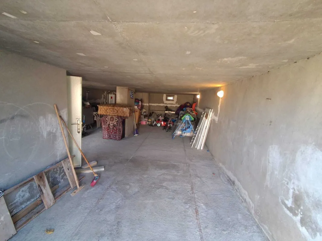 Satılır 4 otaqlı həyət evi 170 m²