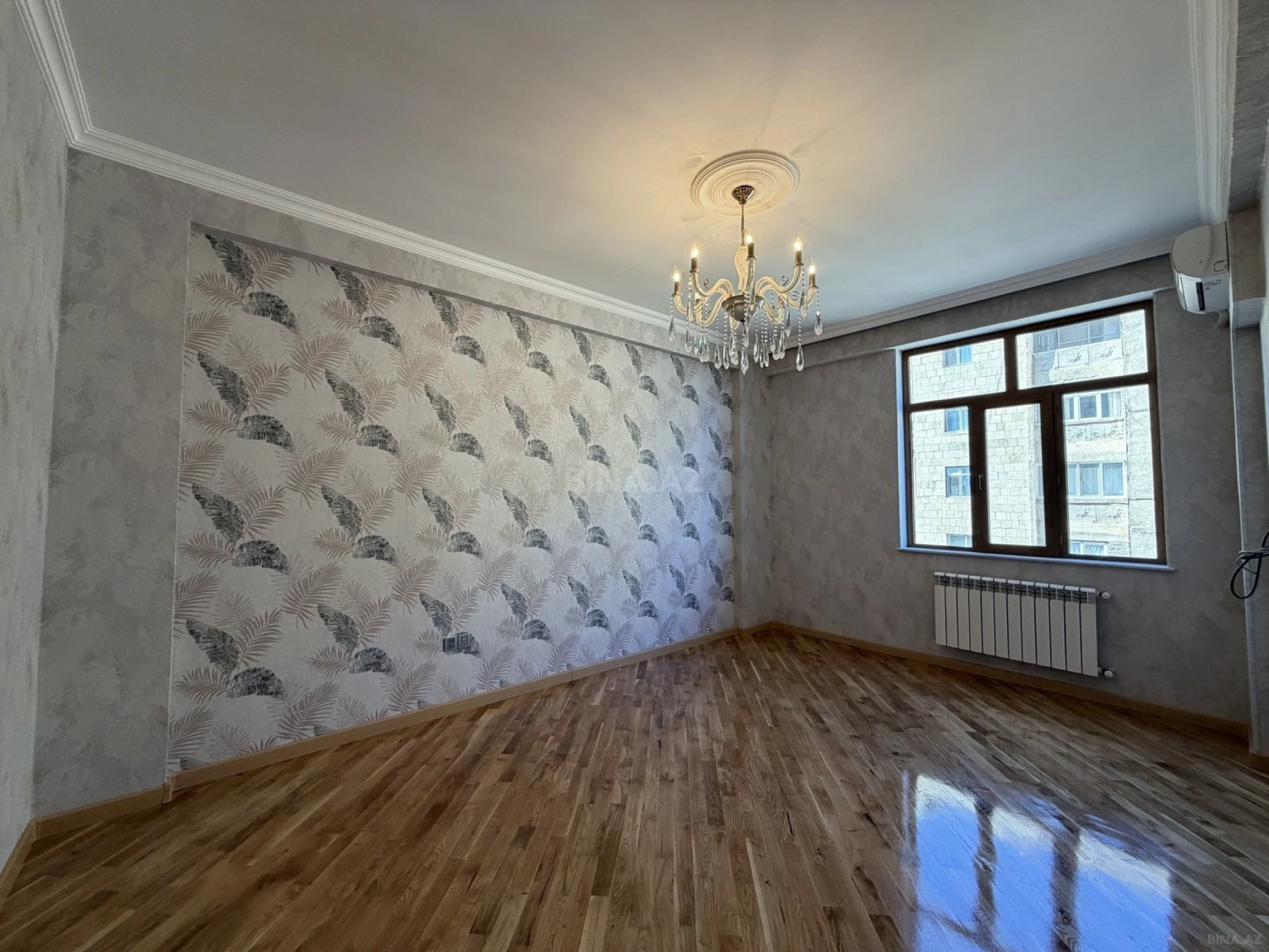 Satılır 2 otaqlı mənzil 65 m²