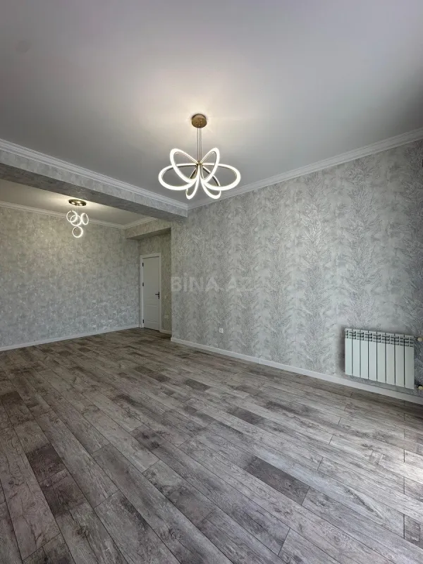 Satılır 2 otaqlı mənzil 75 m²